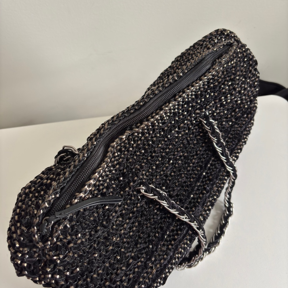 Woven Straw Tote Bag in Black - Picture 3 of 5